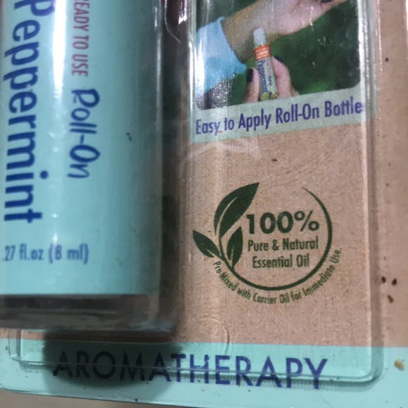 AromaGuru peppermint roll-on - Picture 4 of 4